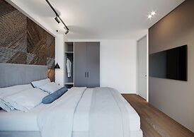 Frames Hotel GmbH