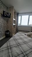 OYO Shore Surf Lodge