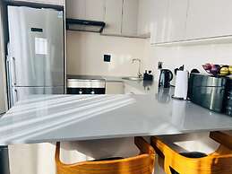 Spacious 1 Bedroom Apartment in Johannesburg