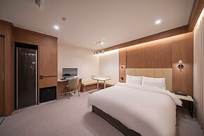 Brown Dot Hotel Sangju Branch