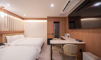 Brown Dot Hotel Sangju