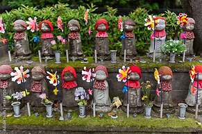 illi Surp Shiba-Park