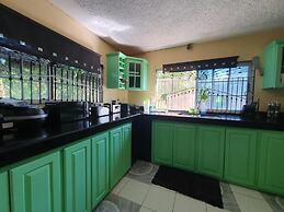 Sandy Bay Paradise Retreat - 7 Bedrooms