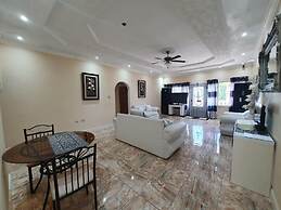 Sandy Bay Paradise Retreat - 7 Bedrooms