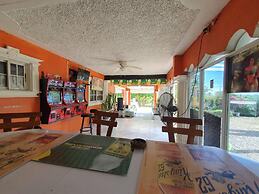 Sandy Bay Paradise Retreat - 7 Bedrooms