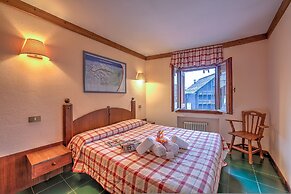 Grange Hike Ski - 13D Sestriere