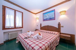 Grange Hike Ski - 13D Sestriere