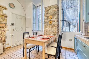 Caratteristico Appartamento In Centro