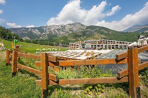 La Marmotta Campo Smith on the Ski Slopes