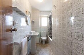 Ondina in Grau i Platja