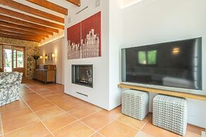 Saran in Llucmajor With 3 Bedrooms and 3 Bathrooms