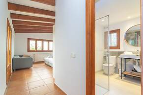 Saran in Llucmajor With 3 Bedrooms and 3 Bathrooms