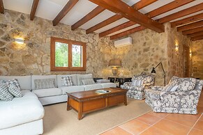 Saran in Llucmajor With 3 Bedrooms and 3 Bathrooms