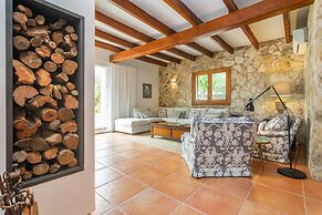 Saran in Llucmajor With 3 Bedrooms and 3 Bathrooms