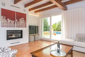 Saran in Llucmajor With 3 Bedrooms and 3 Bathrooms