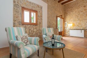 Saran in Llucmajor With 3 Bedrooms and 3 Bathrooms