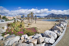 Apartment La Cala With Pool