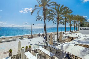 Marbella Pool House Gf55on sea Shore