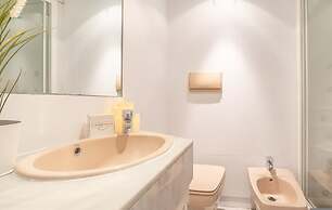 Marbella Pool House Gf55on sea Shore