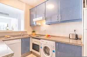 Marbella Pool House Gf55on sea Shore