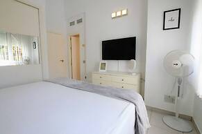 Tess Villa Andalusian Sun