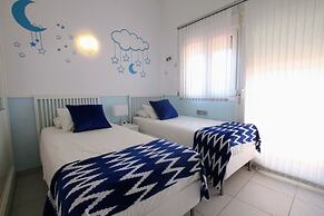 Tess Villa Andalusian Sun