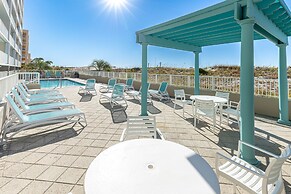 Gulf Dunes 102 3 Bedroom Condo by RedAwning