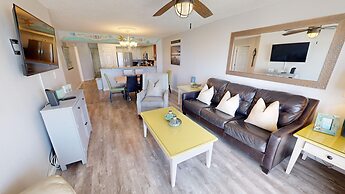 Gulf Dunes 102 3 Bedroom Condo by RedAwning