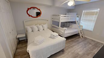 Gulf Dunes 102 3 Bedroom Condo by RedAwning