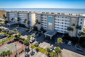 Gulf Dunes 102 3 Bedroom Condo by RedAwning