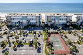 Gulf Dunes 102 3 Bedroom Condo by RedAwning