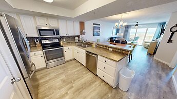 Gulf Dunes 102 3 Bedroom Condo by RedAwning