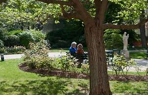 Hôtellerie de L'enclos Rey