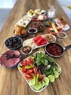 Bir Tebessüm Ayvalık