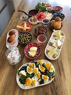 Bir Tebessüm Ayvalık