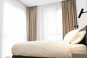 Bloom Downtown Suites