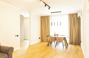 Bloom Downtown Suites