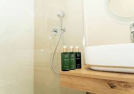 Bloom Downtown Suites