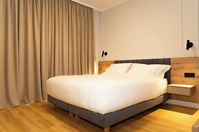 Bloom Downtown Suites