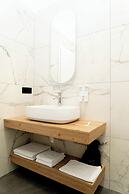 Bloom Downtown Suites