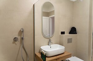 Bloom Downtown Suites