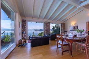 Paradis Relais Pool View EV Recharge