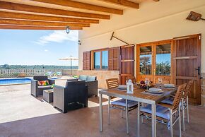 Vista Sol in Ariany With 2 Bedrooms and 1 Bathrooms