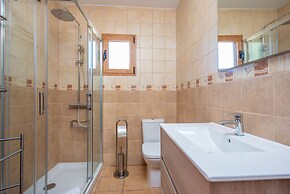 Vista Sol in Ariany With 2 Bedrooms and 1 Bathrooms