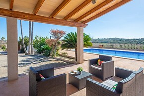 Vista Sol in Ariany With 2 Bedrooms and 1 Bathrooms