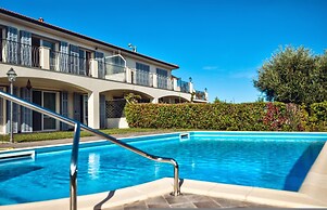 Villa Lucia Riviera dei Fiori Pool