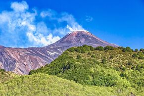 Villa With Volcano View
