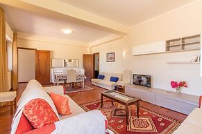 Villa With Volcano View