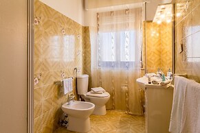 Villa With Volcano View