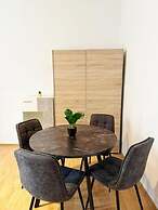 Donaufelder City Apartment